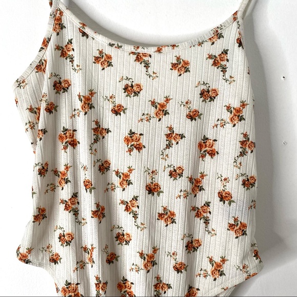 SHEIN Ribbed Floral White High Waisted Bodysuit - Picture 2 of 7